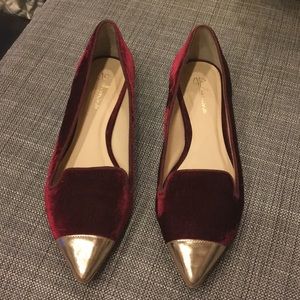 NEW Anthropologie burgundy and metallic gold flats